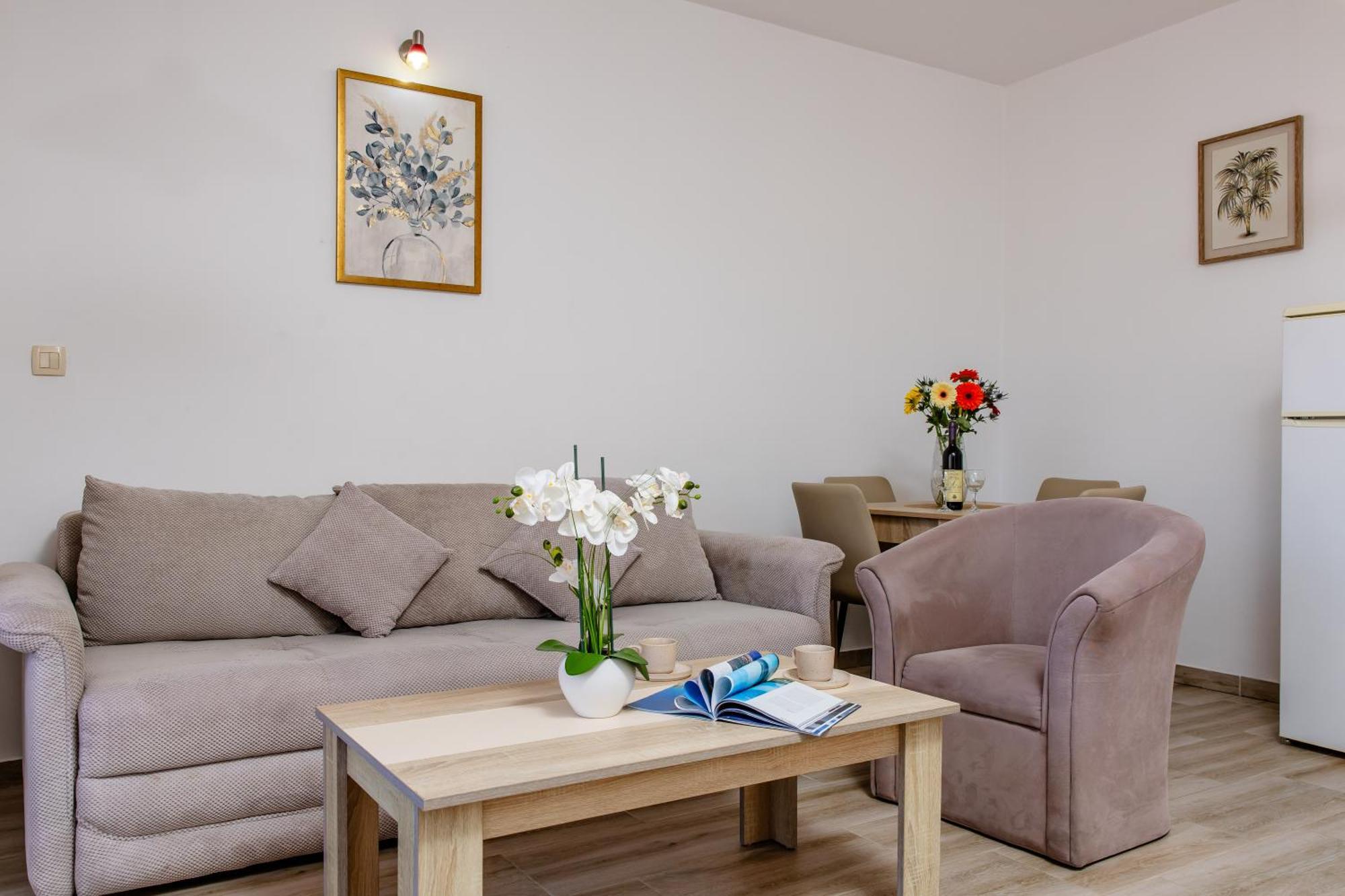 Arvala Apartments Budva Pokoj fotografie